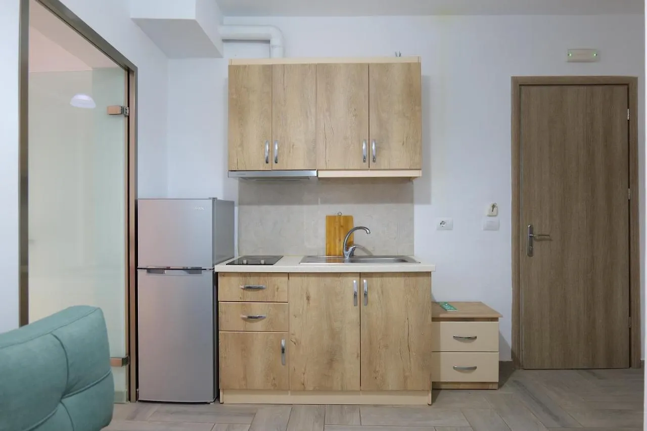 Guest house Hotel Villa Adrian Ksamil